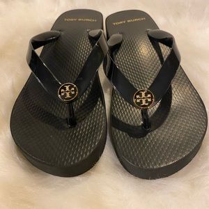 Tory Burch Cut-out Wedge Flip Flop Black Sandal size 6